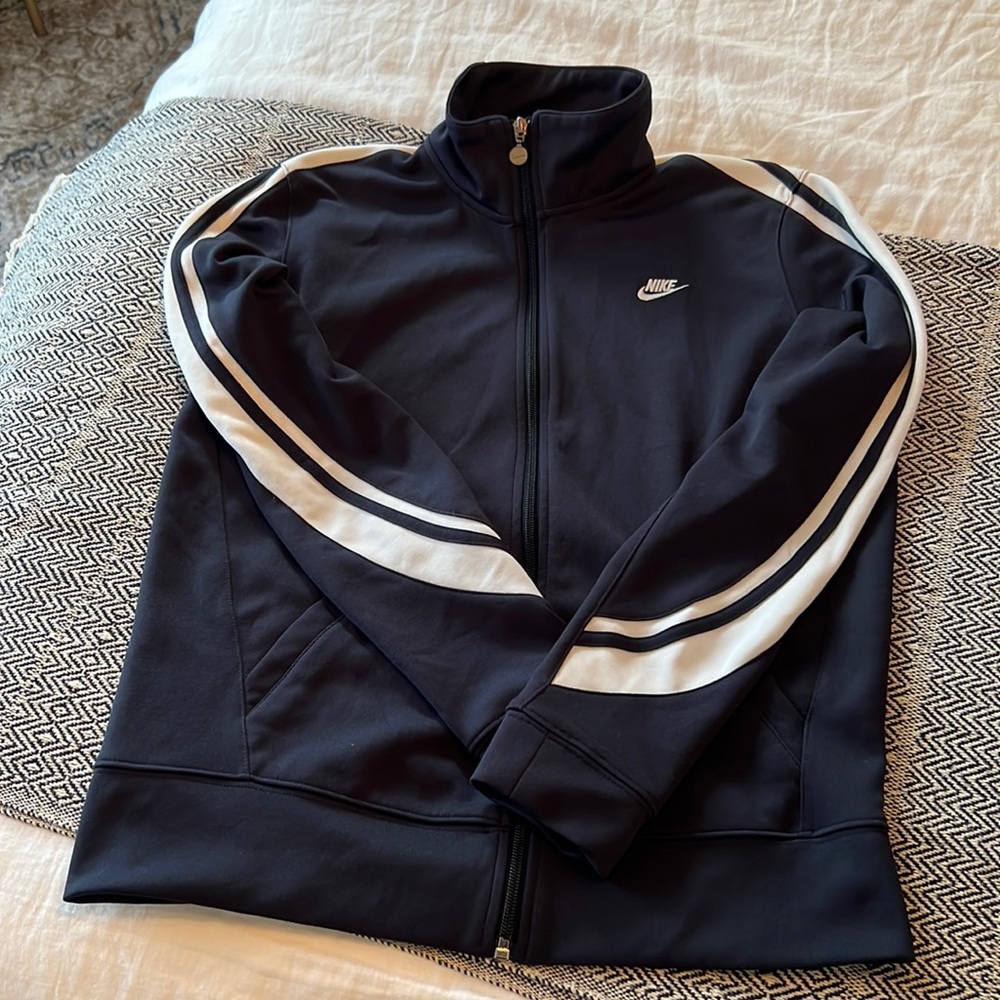 Nike zippered sweatshirt sz Large navy blue with white stripe accents. Nice!